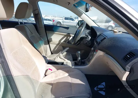 2009 Subaru Outback 2.5I z USA, uszkodzony, nr VIN 4S4BP61C396342712